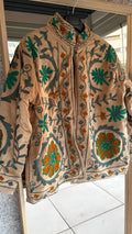 Chaqueta suzani beige