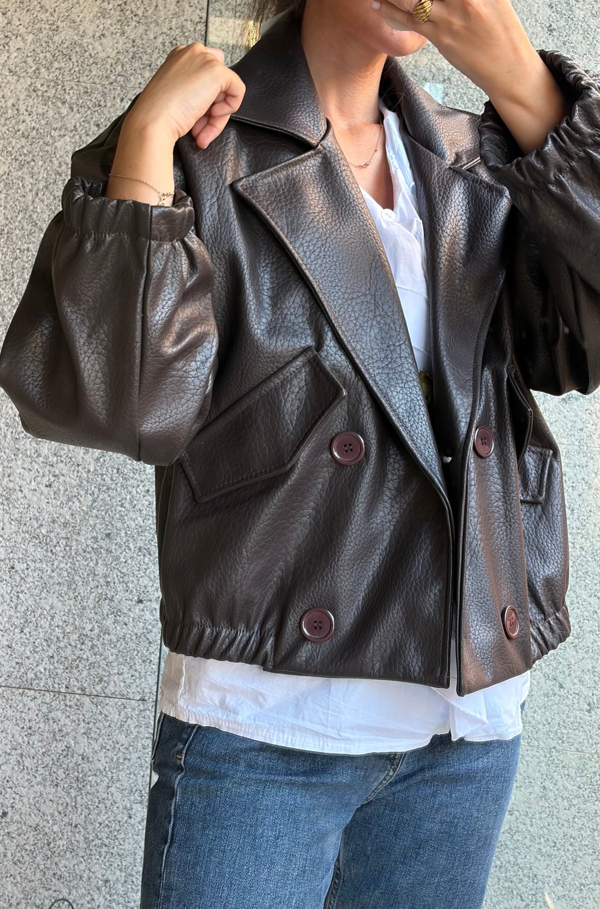 Cazadora bomber marrón