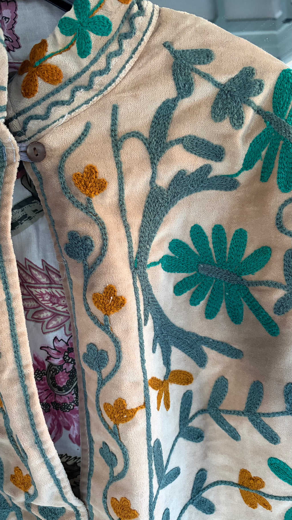 Chaqueta suzani beige